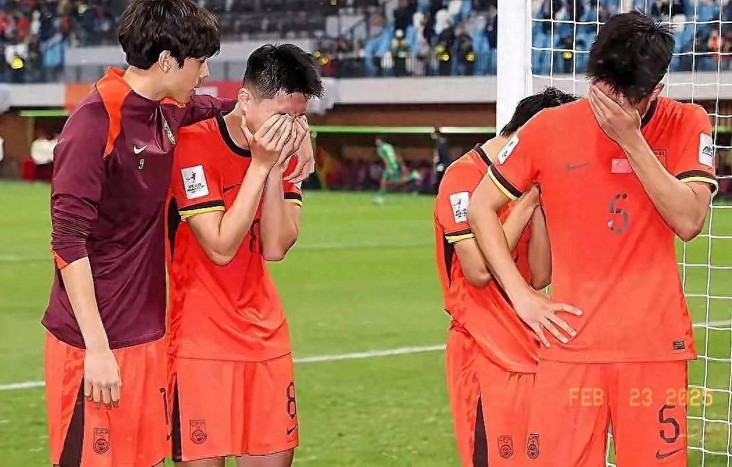 友博娱乐 -上海申花发布备战花絮，今晨遗憾出局，亚冠任务艰巨，赛季目标并未改变的简单介绍