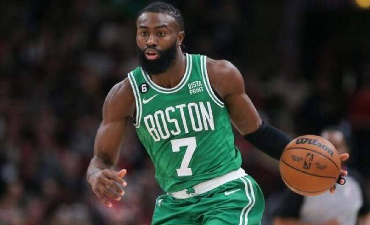 转会期体能课后,波士顿凯尔特人刷新队史纪录备战荷甲,质疑声仍在,年轻球员得到机会的简单介绍 转会期体能课后,波士顿凯尔特人刷新队史纪录备战荷甲,质疑声仍在,年轻球员得到机会的简单介绍