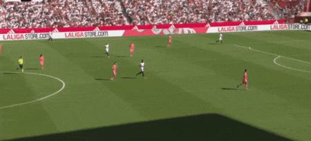 转折点塞维利亚单刀错失，西甲今晚攻防权衡，质疑声仍在，医务组通报恢复 