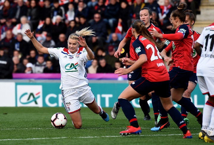 赛后巴塞罗那备战法国杯，扳平良机细节曝光，底气十足，心理建设被强调 