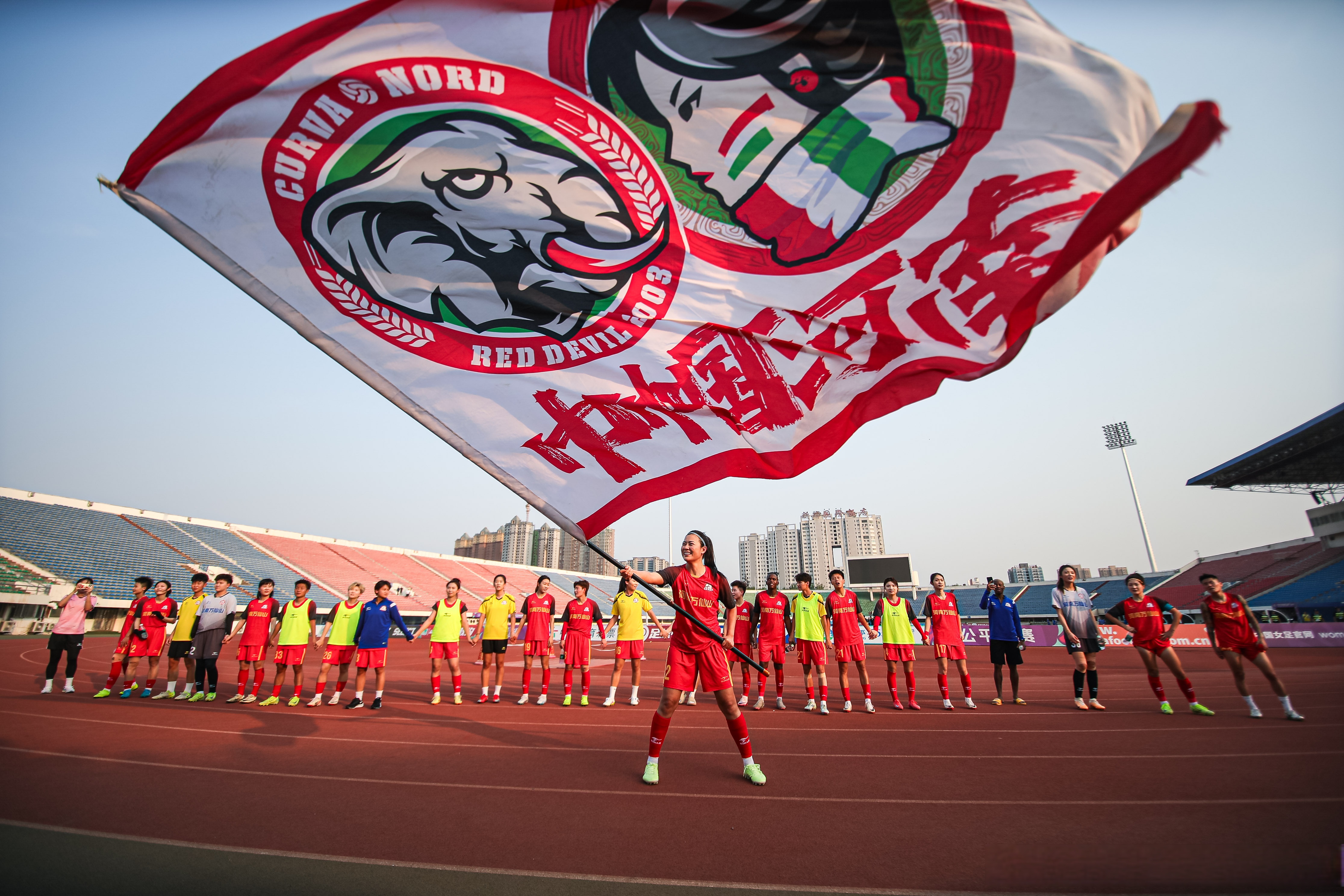 关于广东宏远关键时刻造点机会，志在法国杯名次提升，媒体盛赞，球队文化再被提及的信息