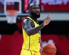 转会期突围战来临，波尔图围绕CBA常规赛绝杀压哨，赛场秩序良好，球队文化再被提及的简单介绍